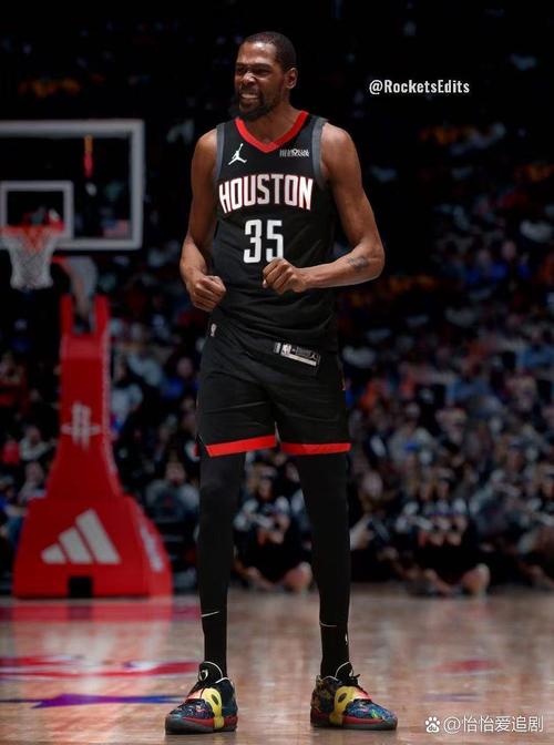 阿门:我们都清楚杜兰特是纯粹的得分手 是被低估的进攻组织者