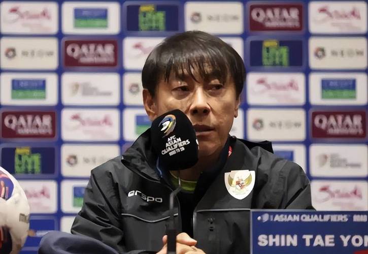 带队65天+10场仅取2胜!官方:蔚山HD主帅申台龙下课