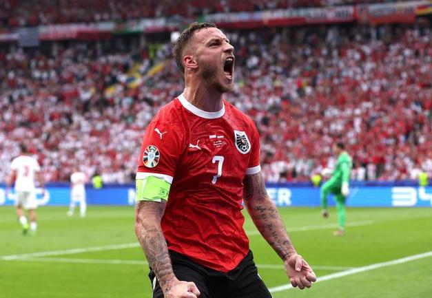 阿瑙:成为奥地利队史射手王,我要把这个纪录献给我的家人