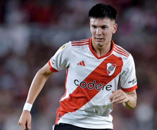 麦卡利斯特:西法巴阿都可能赢得世界杯 马斯坦托诺个性非常突出