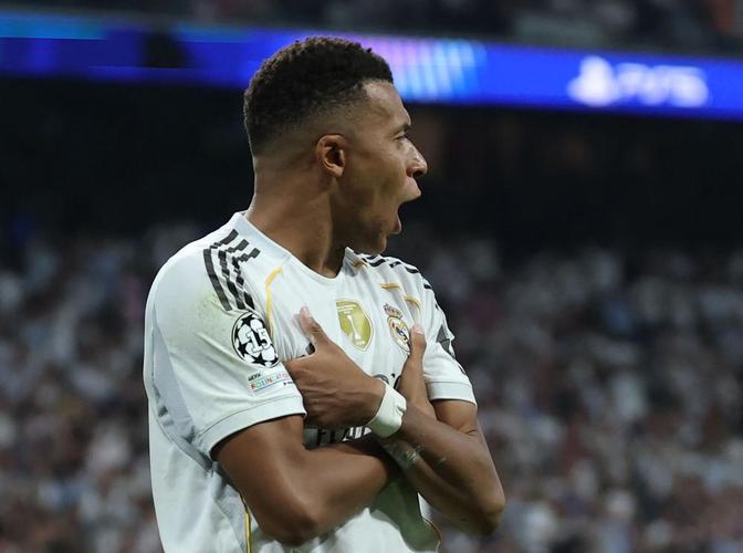 皇马双子星状态火热!姆巴佩场均评分8.2,维尼修斯场均评分8.15