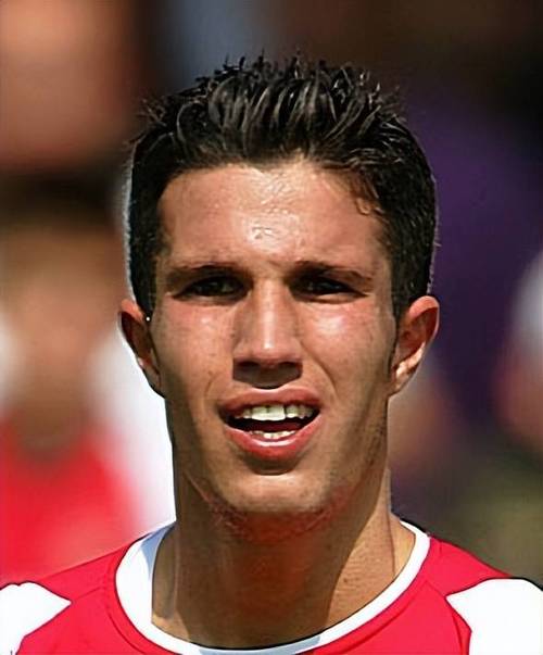 “范小将军”来了⚽范佩西儿子沙奎尔-范佩西友谊赛破门