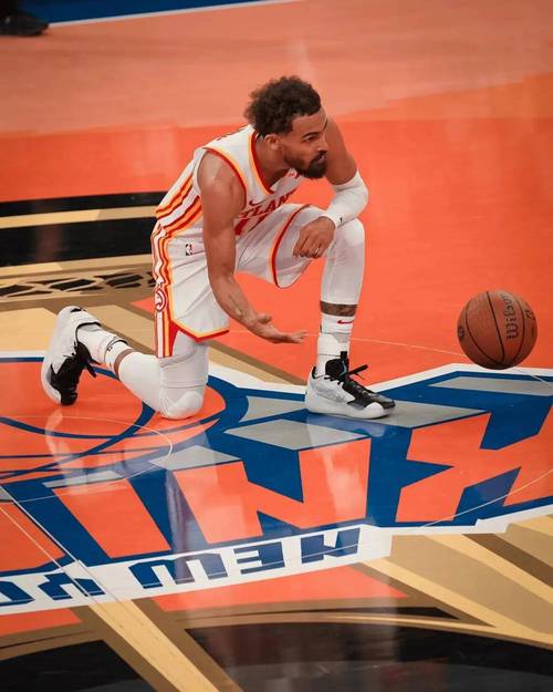 名嘴：下赛季是特雷-杨带领老鹰冲击联盟前列的绝佳机会