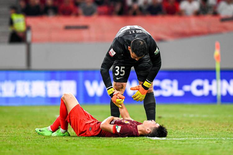 刘闻超：海港教学赛4-3取胜，莱昂纳多双响，王燊超、吕文君破门