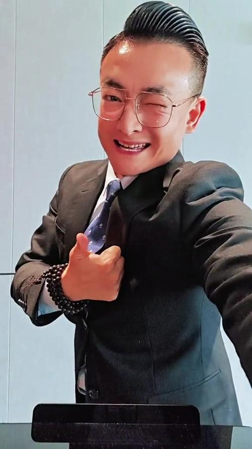 媒体人:杨瀚森调整能力无敌了 归根结底还是得放平心态