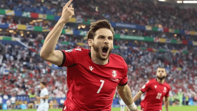 西班牙战格鲁吉亚名单:拉波尔特落选 佩德里、苏维门迪在列