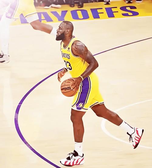 詹姆斯坐骨神经痛!巴克利:就是屁股疼 这岁数轮休无需大惊小怪