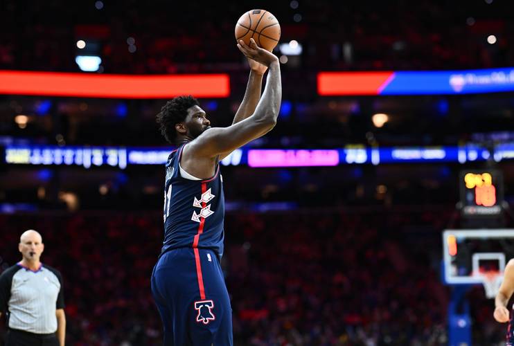 大帝即将归来！纳斯：恩比德攻防两端的跑动都相当不错 得分高效