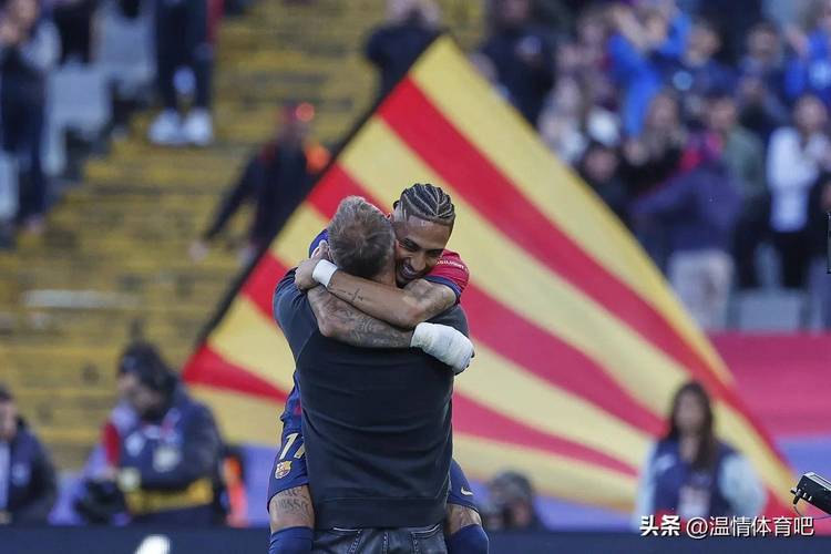 伤员回归!巴萨官方:费尔明和亚马尔随队参与今日合练