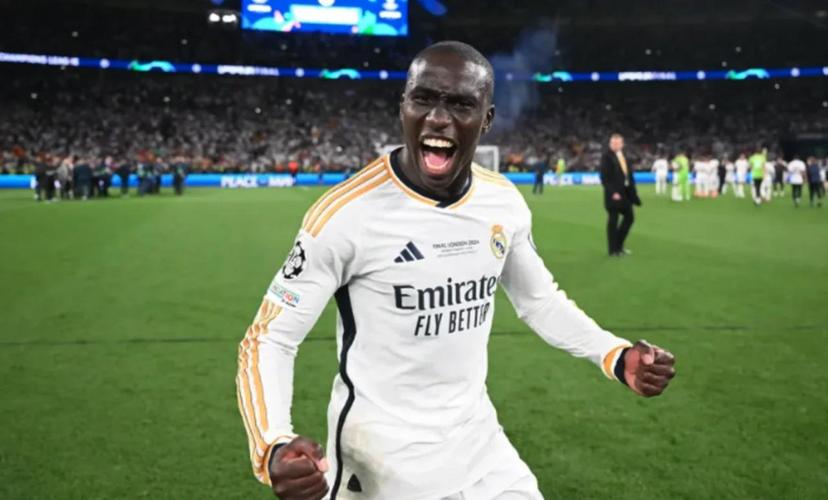 记者:费兰-门迪周二参加了皇马合练,已经得到出场许可