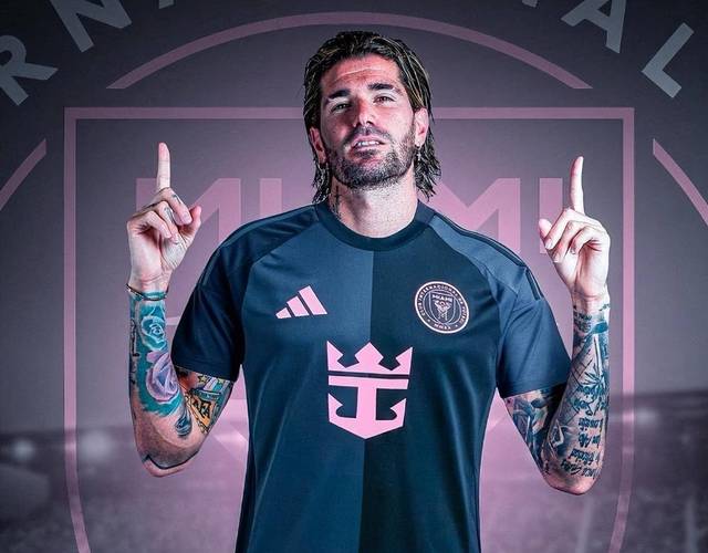 梅西回归！阿根廷vs波多黎各首发：德保罗、洛佩斯先发，麦卡出战