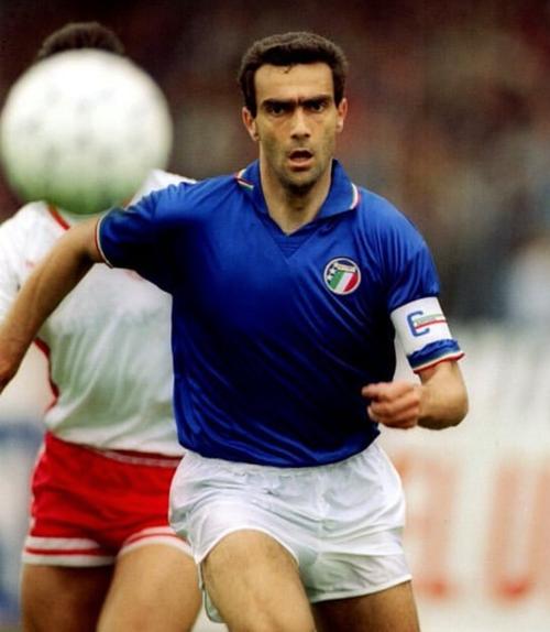 贝尔戈米:米兰双雄应该各自拥有自己的球场