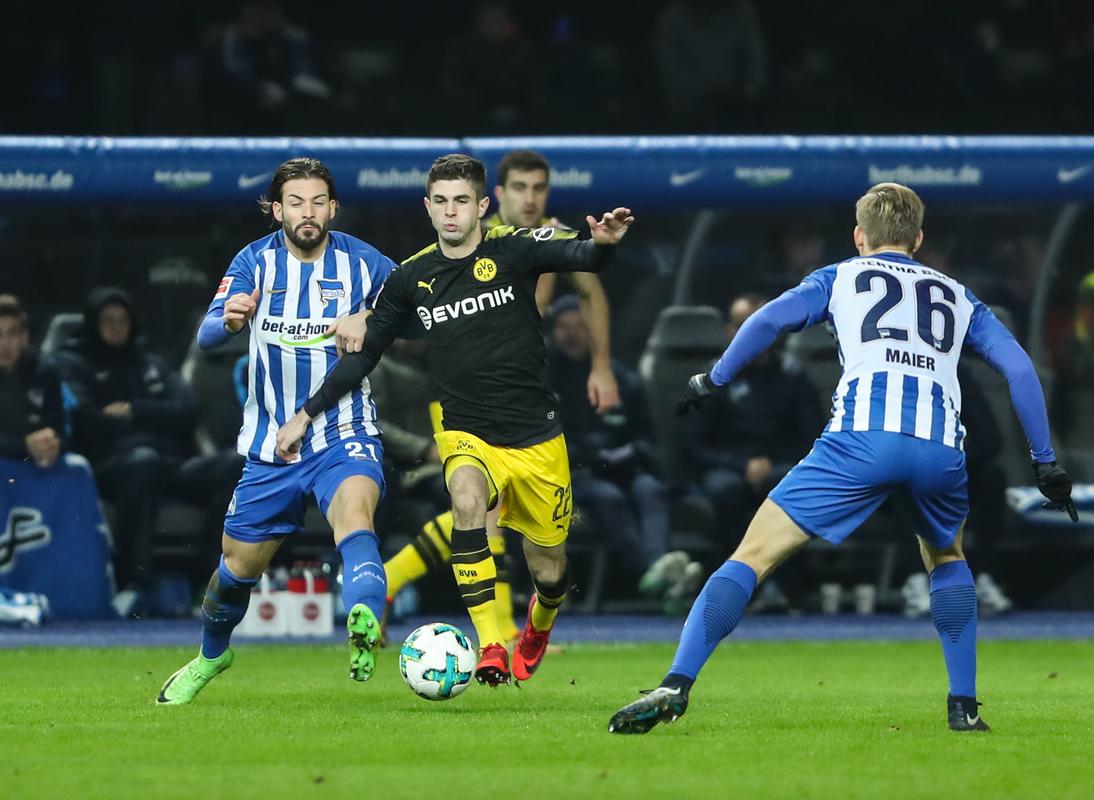 德天空:多家德国顶级俱乐部有意柏林赫塔21岁中卫盖赫特