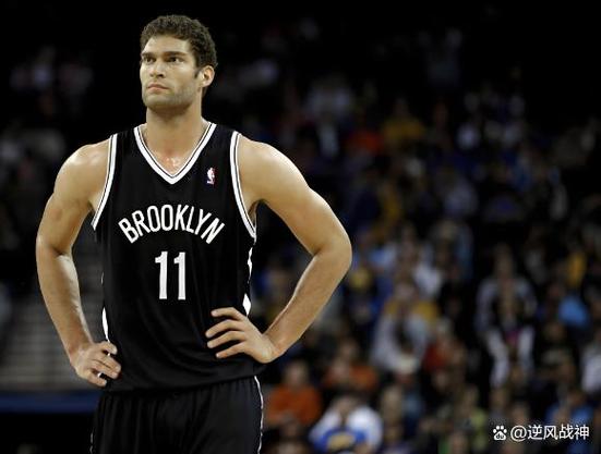 高中锋来了！身高190的何塞-洛佩斯阿根廷首秀亮眼，助攻麦卡破门