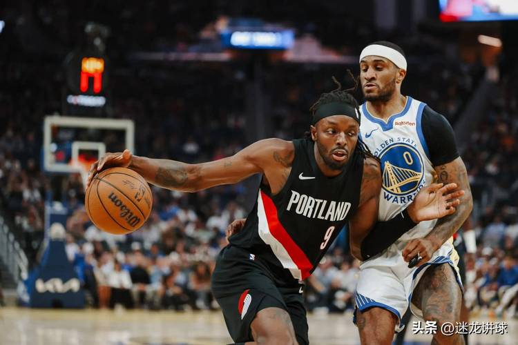 杨瀚森4分6板 克林根10分9板 库里9罚15分 开拓者半场领先勇士5分