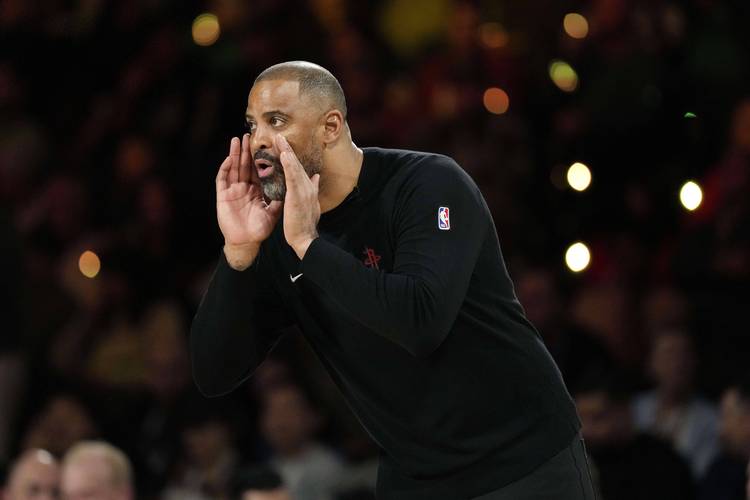 乌度卡:最后一场季前赛可能会让KD、申京和一些常规赛主力休战