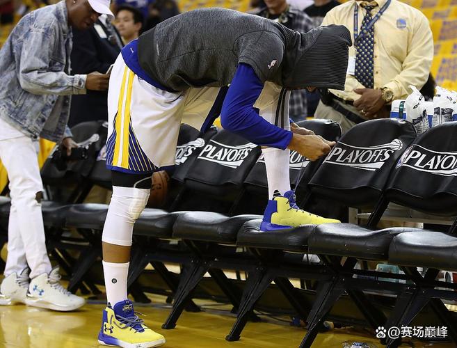 里弗斯：因腿筋伤势加里-哈里斯预计缺阵1-2周