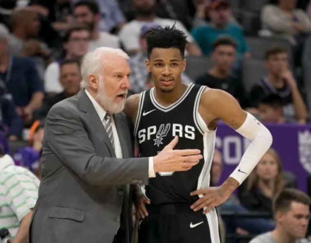 基德：队友很享受由弗拉格来掌控球队 这种情况在联盟里并不多见