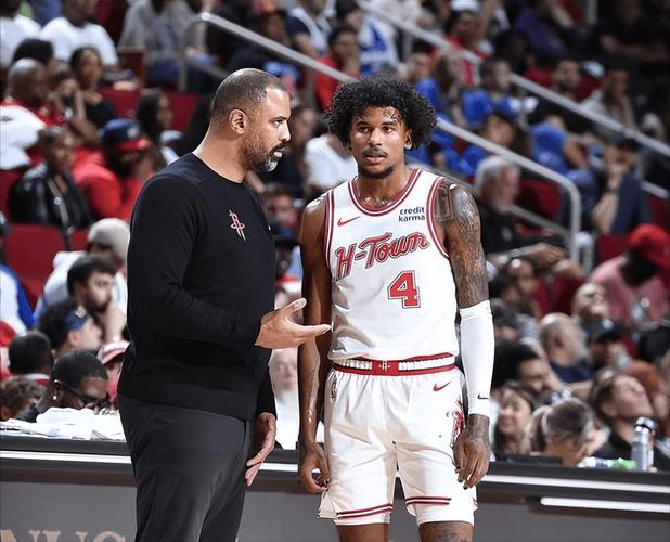 哈登：以前不愿和有孩子的女性约会 直到遇见与我同频的现任