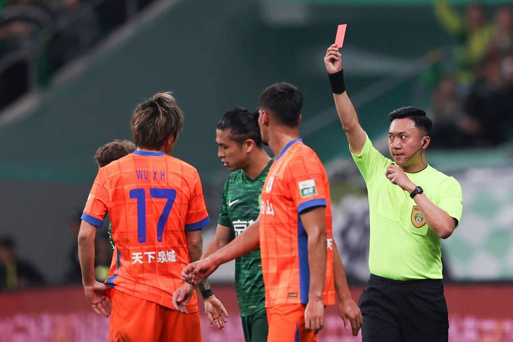 中超本轮裁判:孟祥昆执法浙江vs泰山,麦麦提江执法玉昆vs津门虎