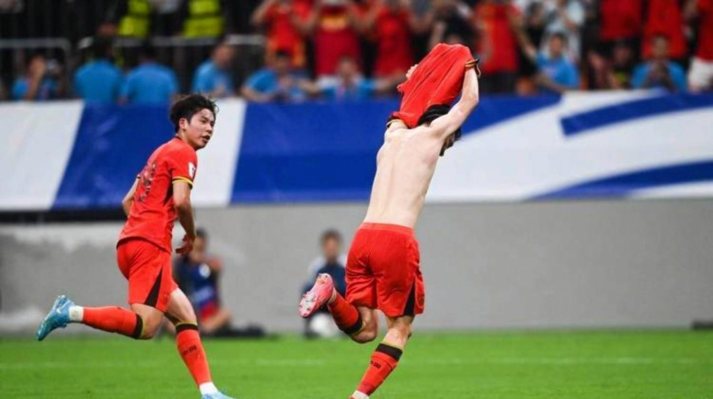 中国小将王博豪首发半场被换下，邓伯什客场0-6惨败罗达JC