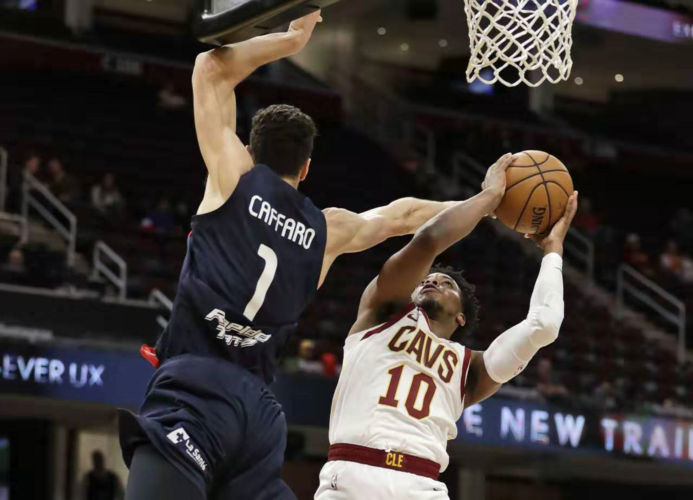 Scotto：奇才裁狄龙-琼斯 后者预计将在双向合同市场引发强烈关注