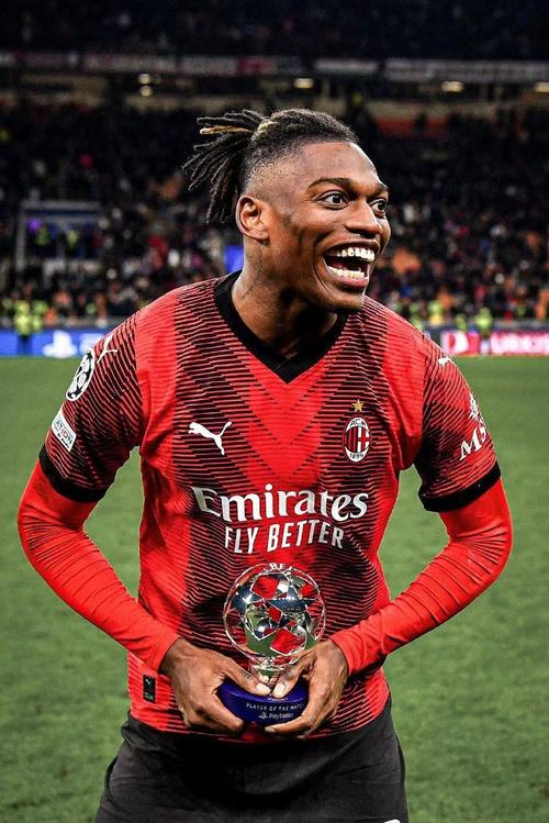 蒙托利沃:莱奥是意甲最好的球员之一,但我认为他有潜力做到更多