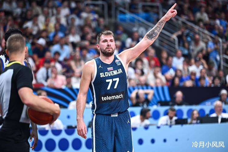 谁将辅佐东契奇？湖人揭幕战首发阵容初现端倪 伤病成最大隐患