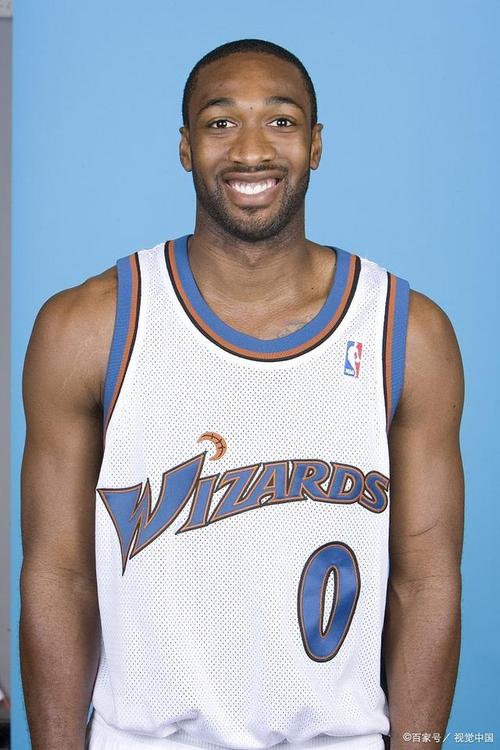 阿里纳斯：这支火箭就像奥运上的中国男篮 每个人都2米10以上