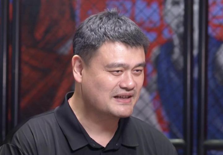 你让中国人热爱NBA?姚明:在我之前 NBA就已经在中国传播了