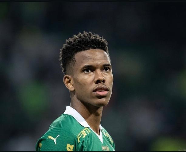 马雷斯卡:埃斯特旺极具天赋,我很幸运能成为他的教练