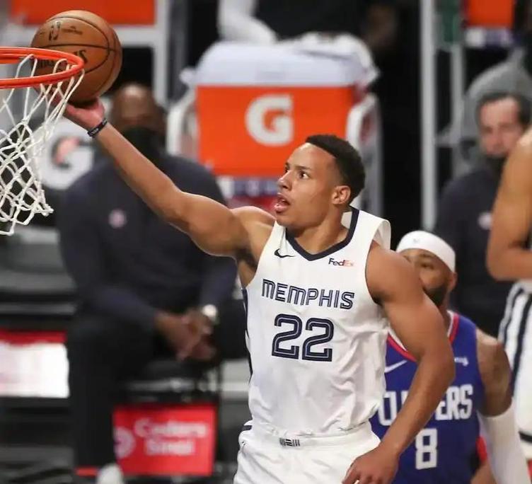 媒体人:贝恩真好用 魔术多这么一个点 火力的确靠谱多了