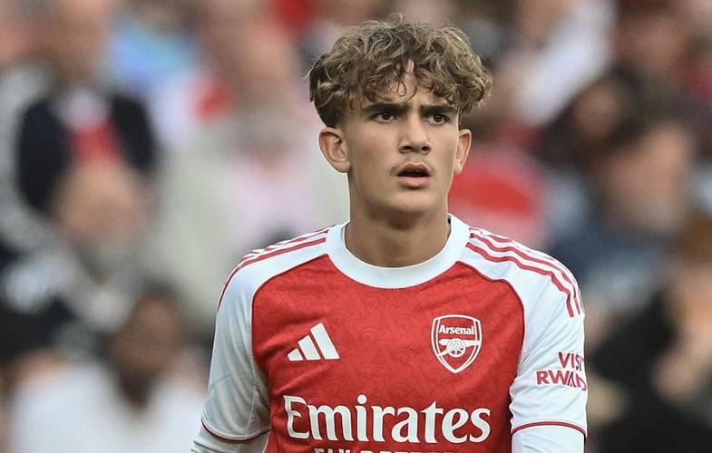 TA：阿森纳同15岁道曼就2年学徒合同达协议，可预先提供职业合同