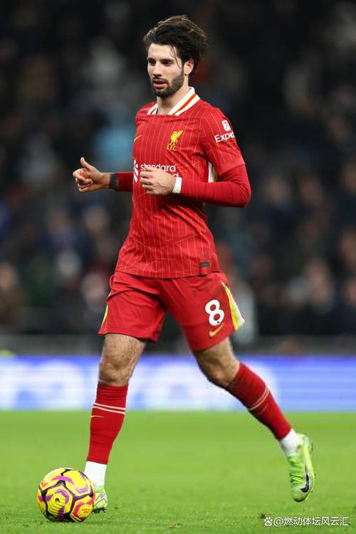 本赛季欧冠精准传中榜:奇奎尼奥11次第一,索博斯洛伊9次第二