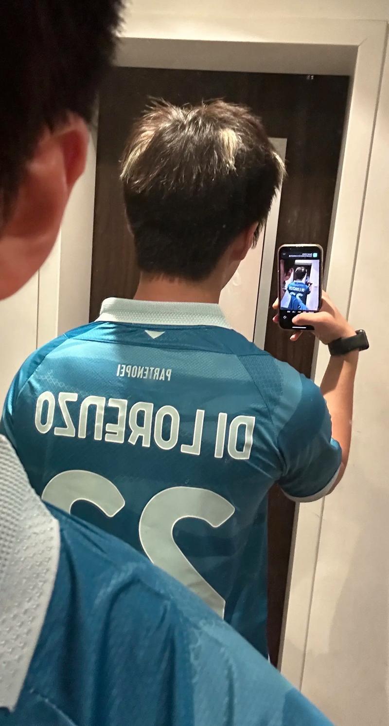 迪洛伦佐谈获得点球:我摔倒是因为存在身体接触,我并没有假摔