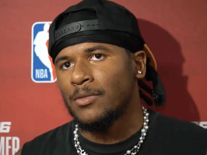 布克：杰伦-格林是超级威胁 既能接球投又能破防守 期待他的回归