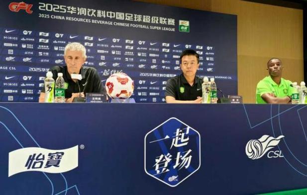 法比奥赛后:球队需要去改变,作为队长我会继续以身作则扛起球队