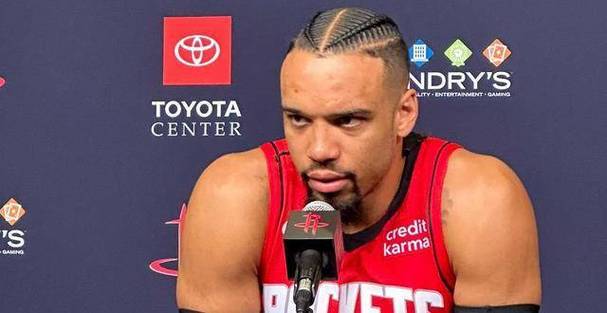 到底谁是当家球星？狄龙前三场比赛的出手数比布克多14次