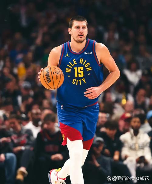 完美表现!约基奇7中6高效拿下17分7板5助1断