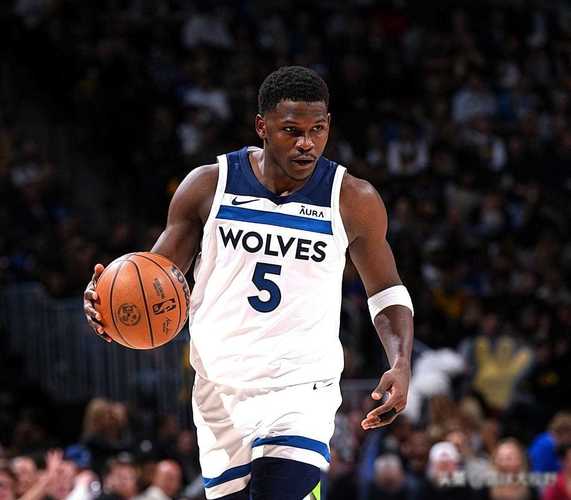 康利:阵容调整对自己影响挺大 会做好上场准备尽力帮助队友