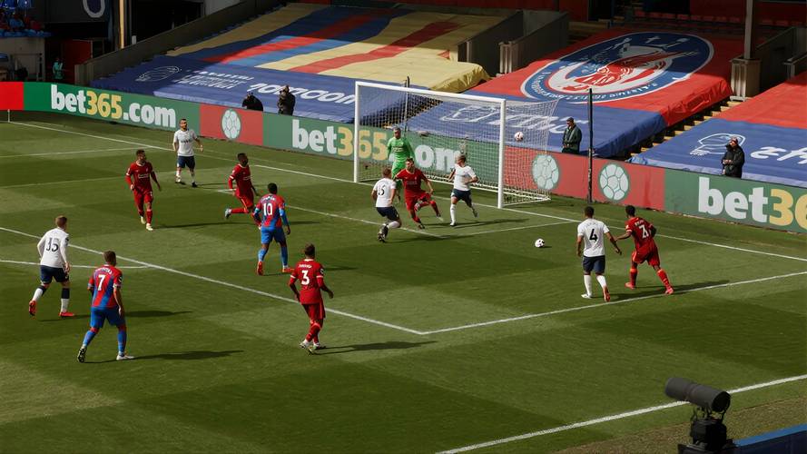 苦主!利物浦对水晶宫已4场不胜,社区盾丢冠、英超被绝杀