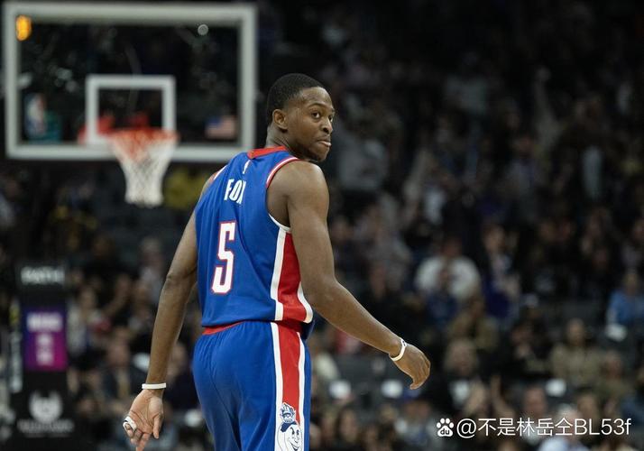 拿谁换啊?杜林:福克斯适合火箭 反正马刺也要为哈珀腾空间