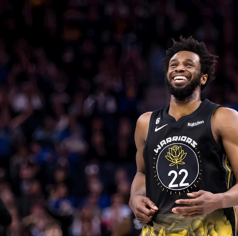 斯波：维金斯开始越来越适应当前角色 他有能力打出高水平表现