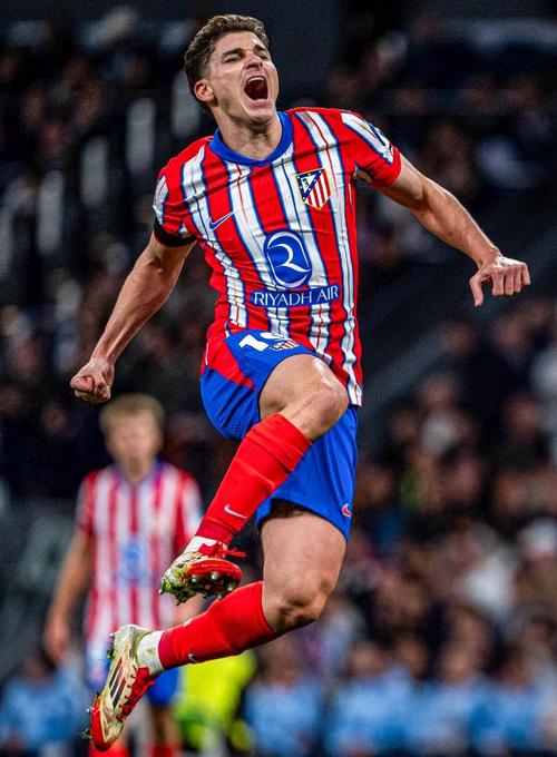 抱怨总是被换下?阿尔瓦雷斯:我在抱怨自己,那场比赛我表现不好