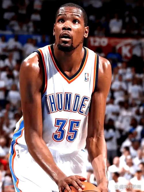 杜兰特：在雷霆时我需像库里那样挤掩护/像科比单打/像LBJ打控卫