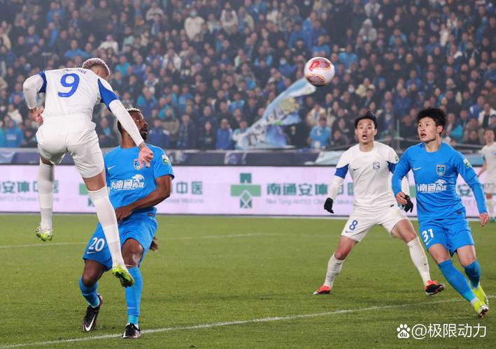 上海海港3-0浙江全场数据：射门9-7、射正4-3、得分机会0-1