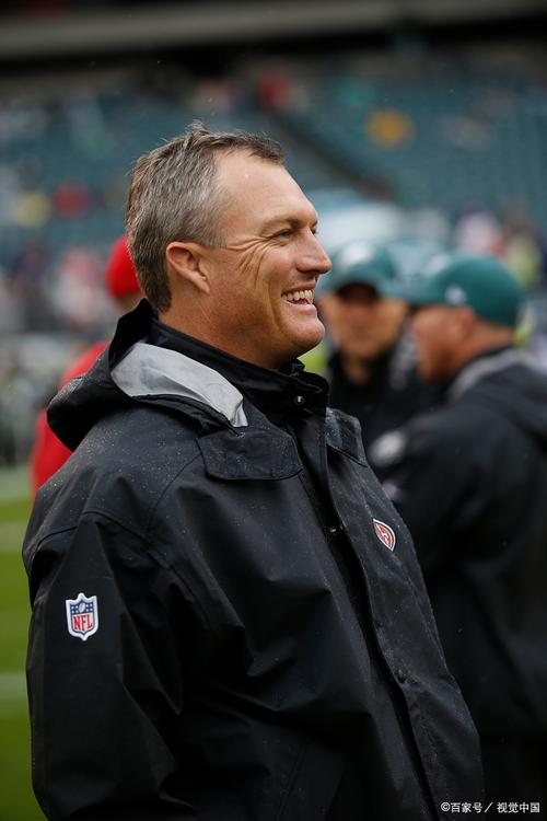 总监已离任！迪马：帅位堪忧的热那亚主帅维埃拉今日仍将主持训练