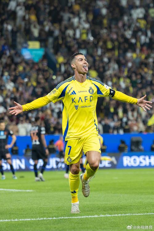 利雅得胜利vs费哈首发:C罗、菲利克斯出战,马内、科曼先发