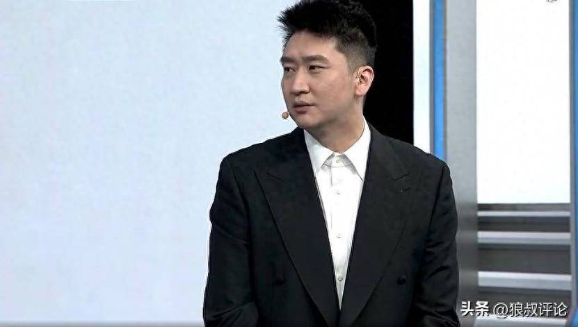 孙悦：杨瀚森学不了霍华德的飞天遁地 只能学约基奇的传球和防守