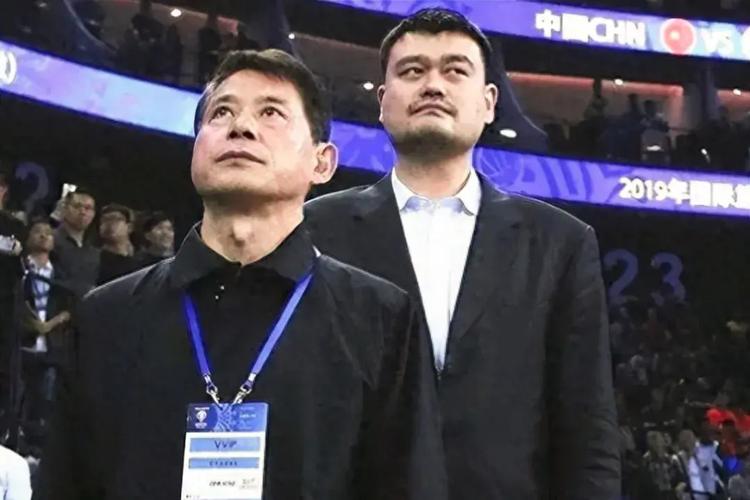 媒体人:我们此前赛制模仿NBA&青训更像欧洲 把CBA搞成了四不像